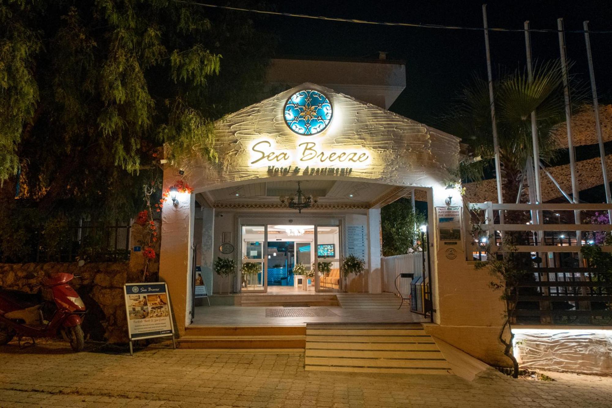 Sea Breeze Hotel And Apartments Oludeniz Eksteriør bilde