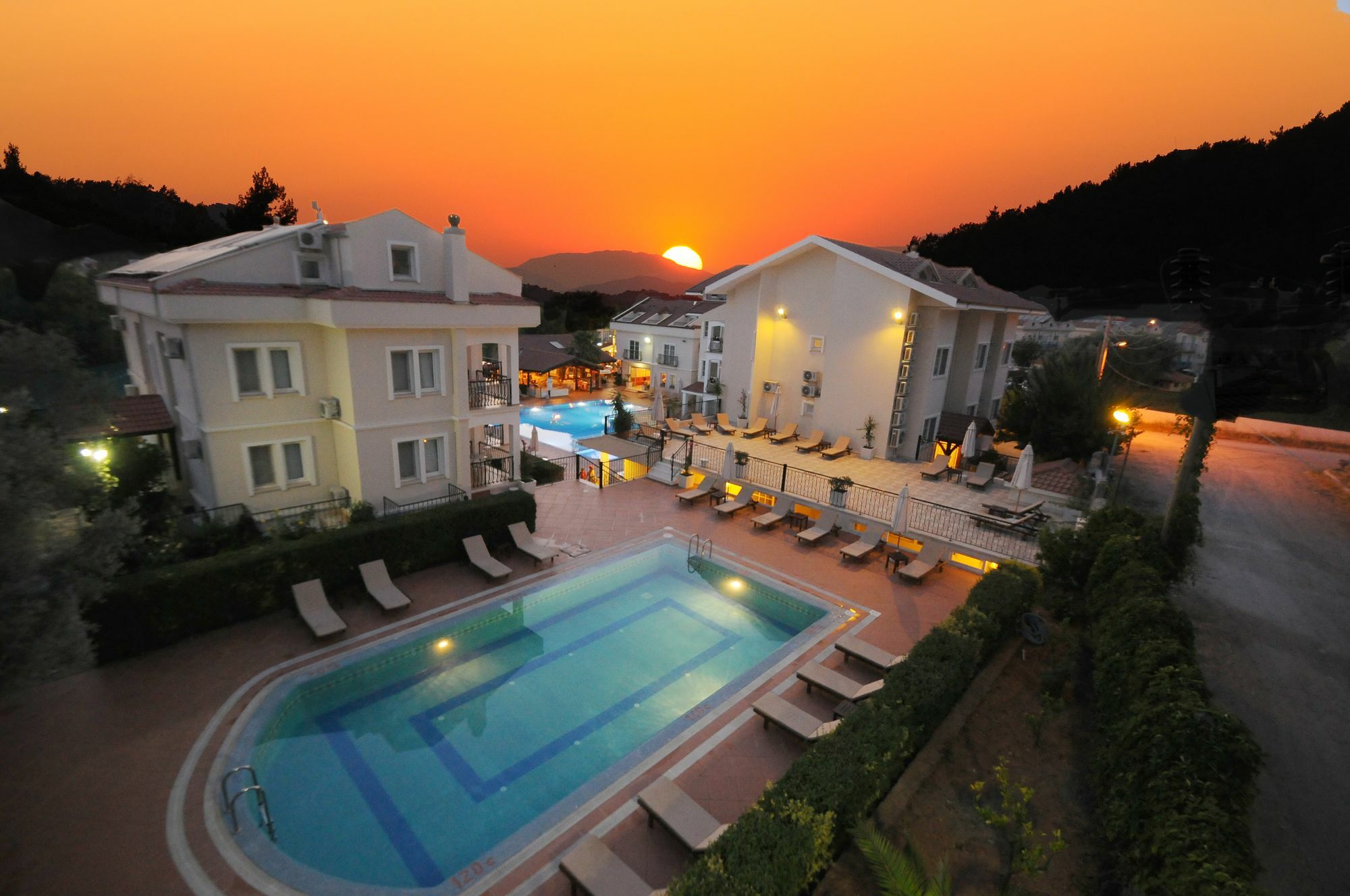 Sea Breeze Hotel And Apartments Oludeniz Eksteriør bilde